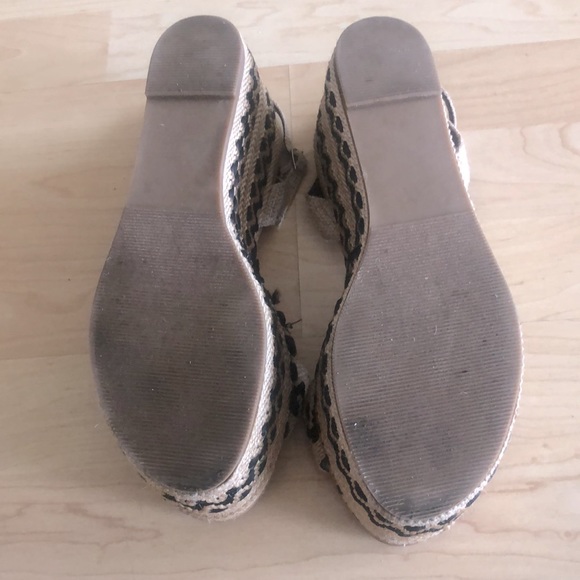 Steve Madden Platforms 💕Excellent Condition - Picture 4 of 7